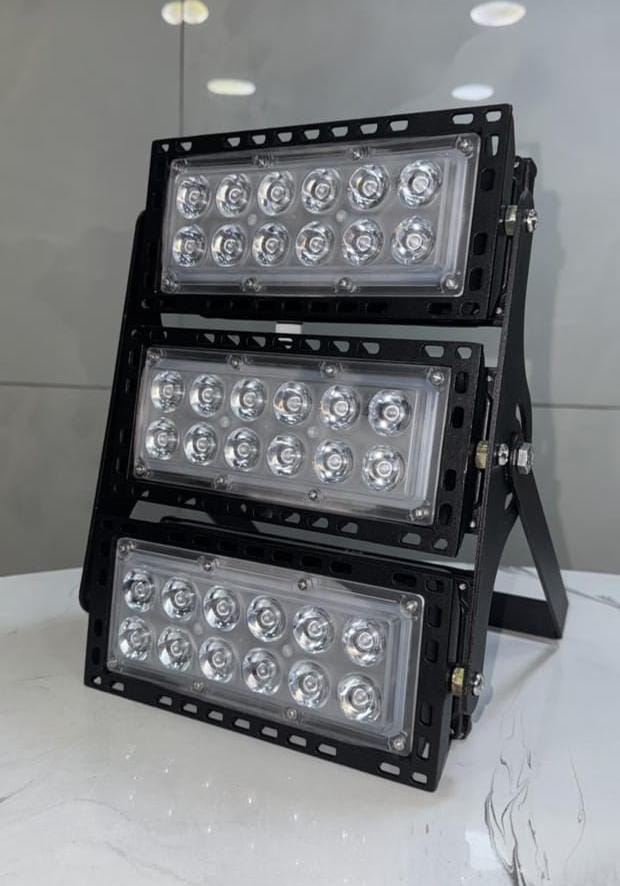 STADIUM LIGHT